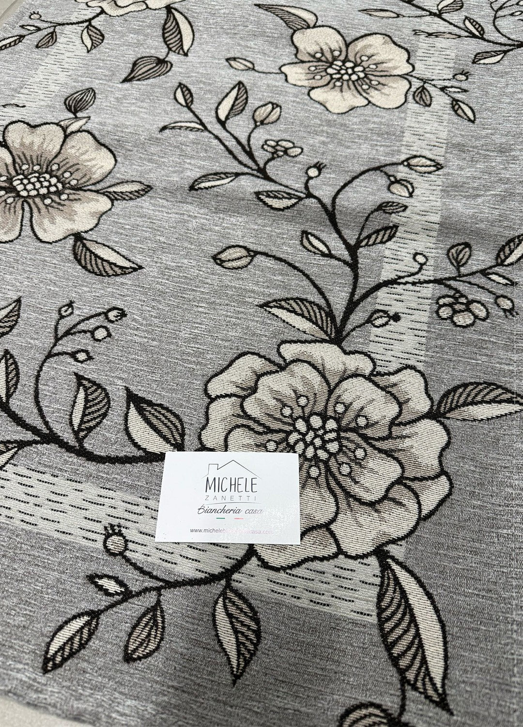 Tappeto in ciniglia con base antiscivolo serie Elisir, colore salvia, ottanio e grigio, disponibile in varie misure