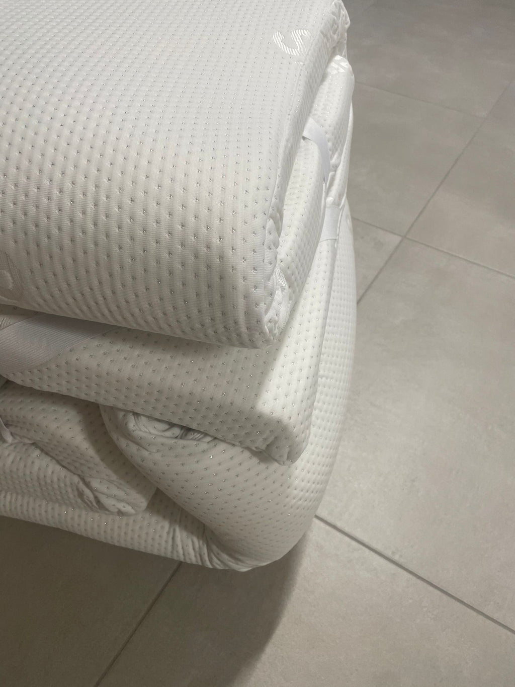 Topper in memory con fibra d'argento