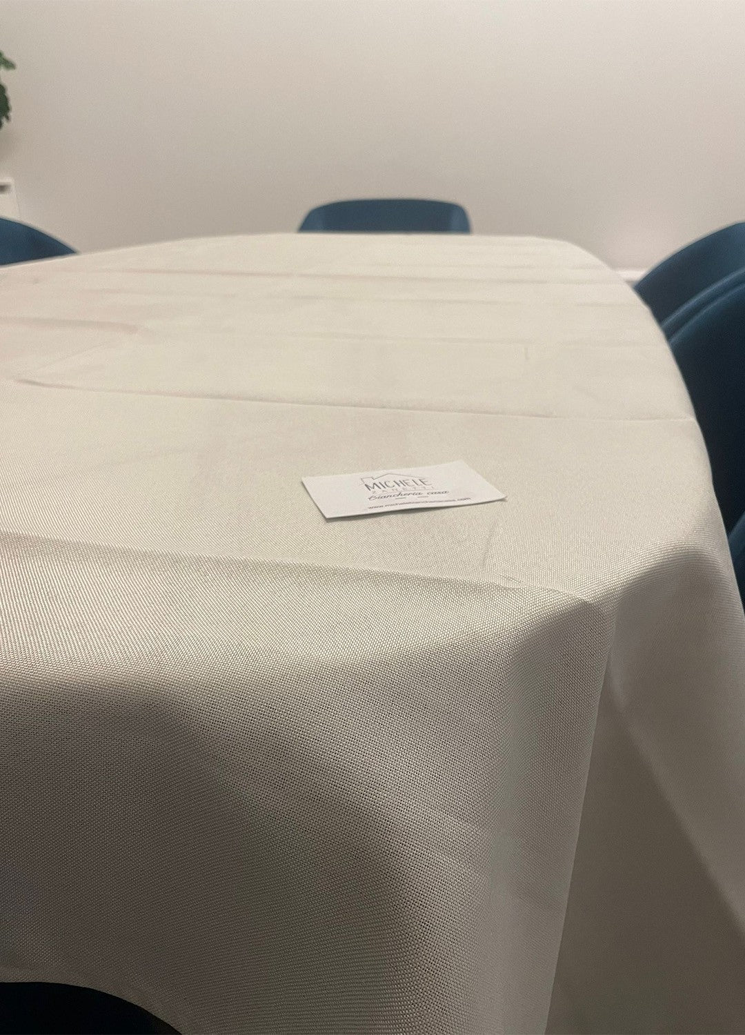 Tovaglia antimacchia in tinta unita serie Charlotte, colore corda, grigio o rosso