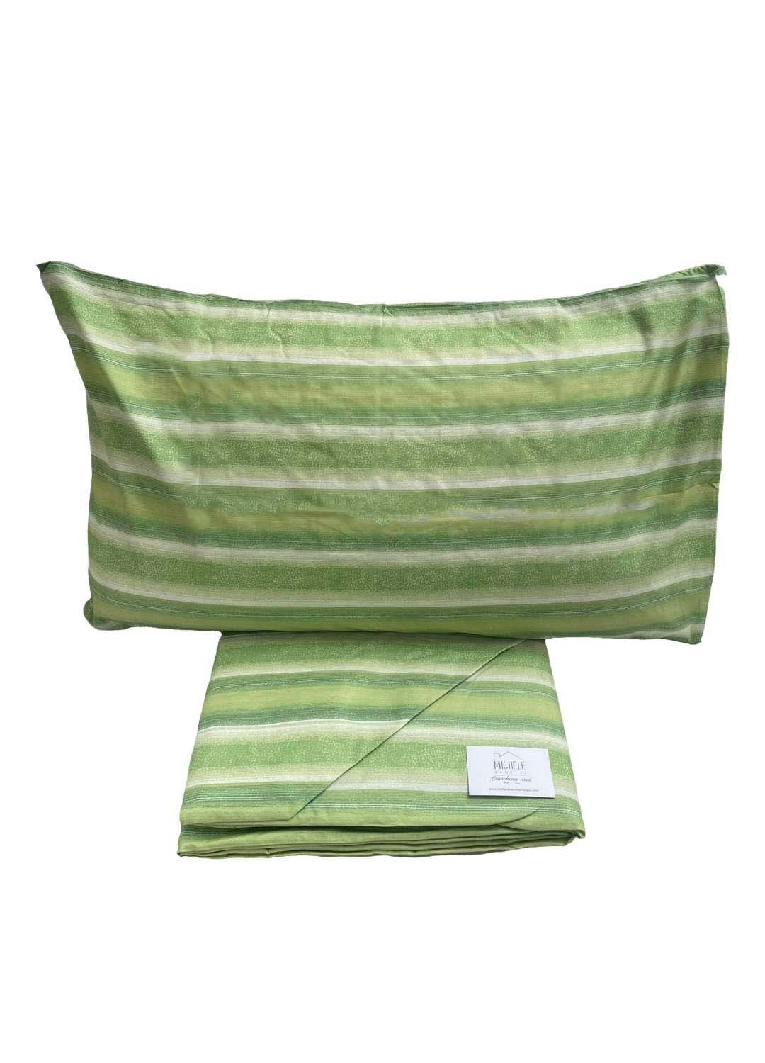 Copripiumino matrimoniale in mano di seta di microfibra morbida, fantasia a righe sfumate, colore verde e marrone
