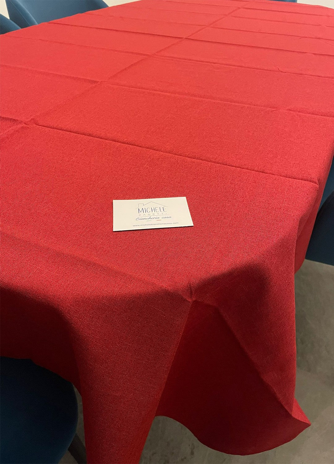 Tovaglia antimacchia in tinta unita serie Charlotte, colore corda, grigio o rosso