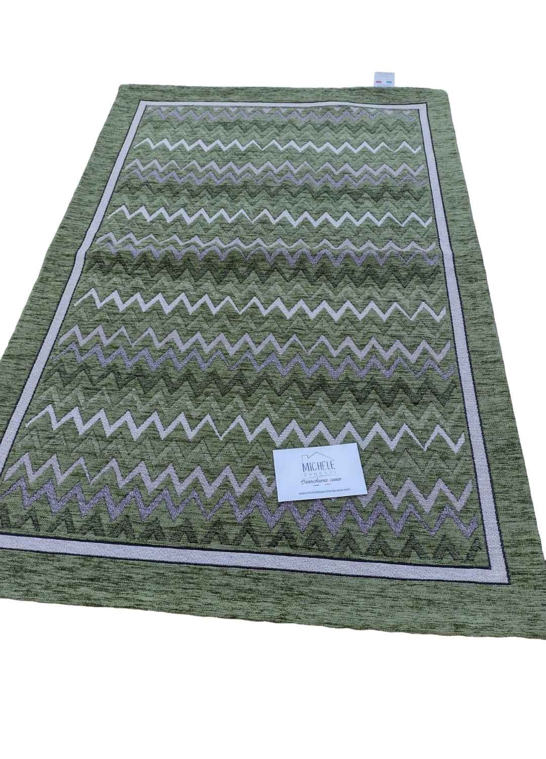 Tappeto in ciniglia con base antiscivolo serie Rigato per la cucina