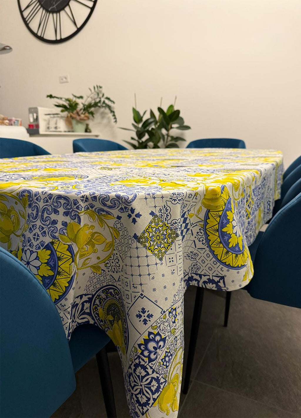 Tovaglia in puro cotone fantasia Limoncello, disponibile in diverse misure