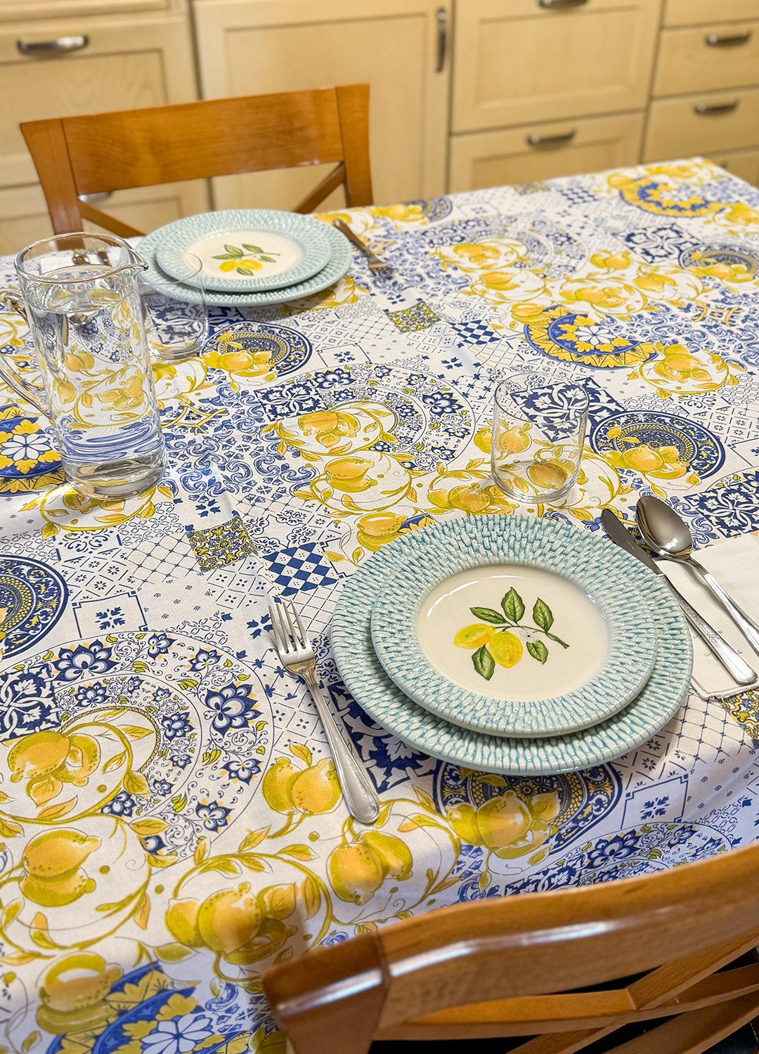 Tovaglia in puro cotone fantasia Limoncello, disponibile in diverse misure