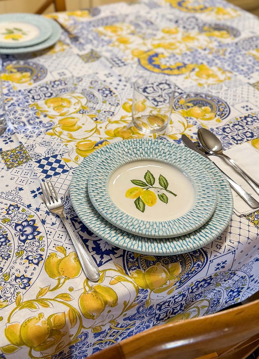 Tovaglia in puro cotone fantasia Limoncello, disponibile in diverse misure
