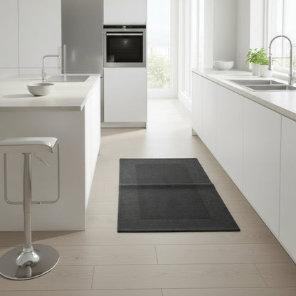 Tappeto in ciniglia con base antiscivolo serie Righe per la tua cucina