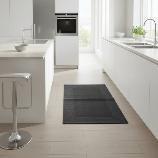 Tappeto in ciniglia con base antiscivolo serie Righe per la tua cucina