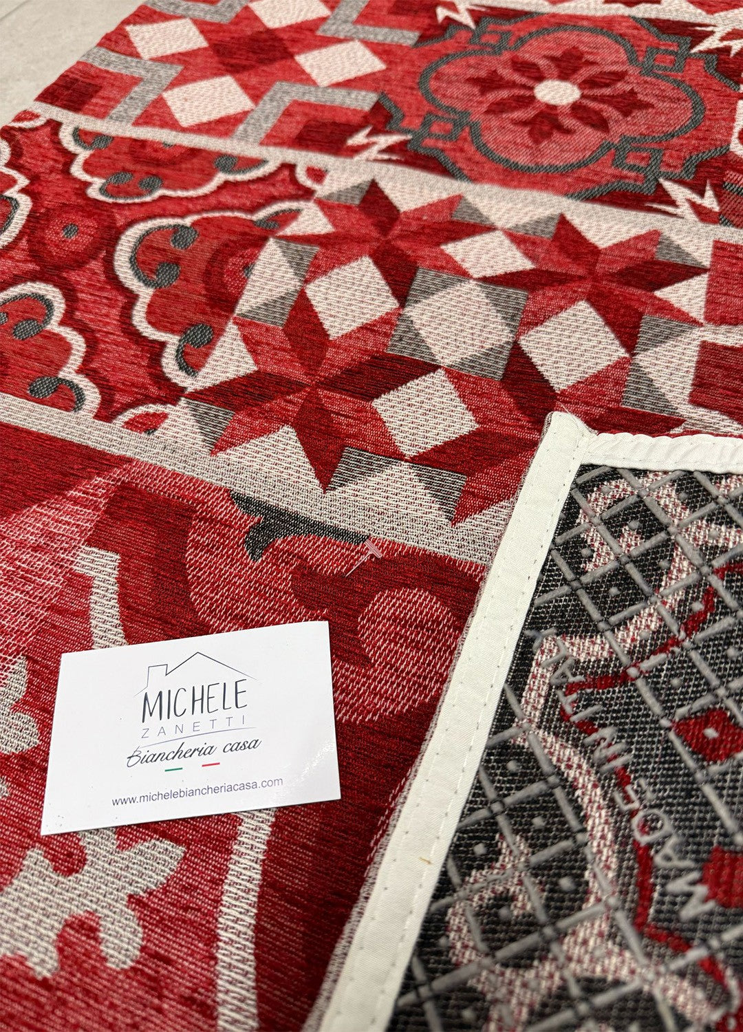 Tappeto in ciniglia con base antiscivolo serie Cementine