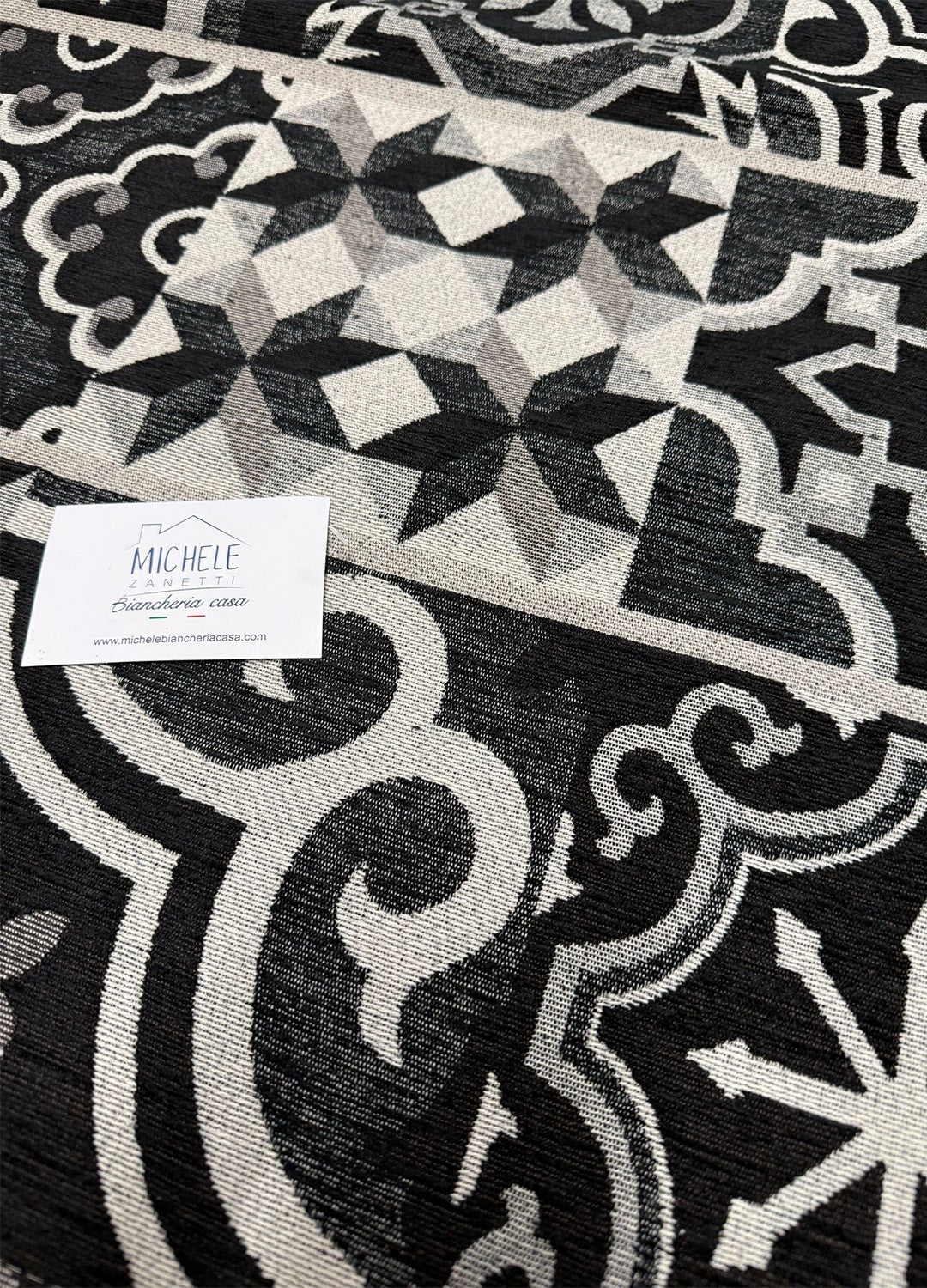 Tappeto in ciniglia con base antiscivolo serie Cementine