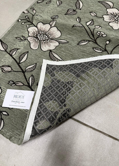 Tappeto in ciniglia con base antiscivolo serie Elisir, colore salvia, ottanio e grigio, disponibile in varie misure