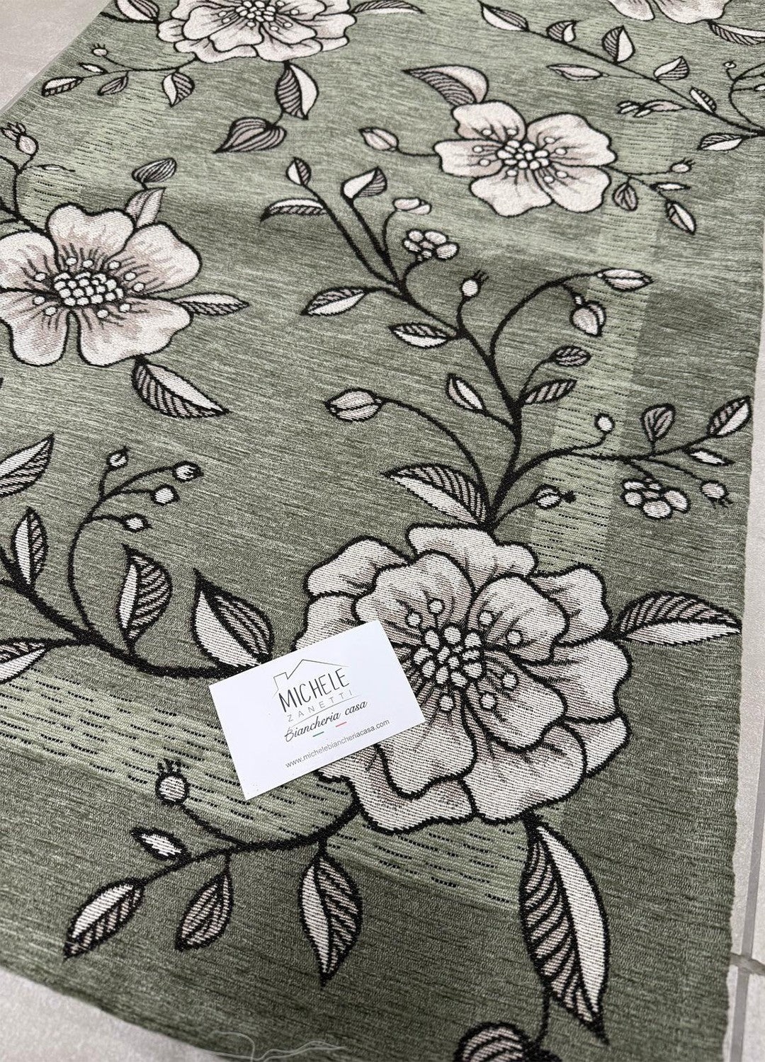 Tappeto in ciniglia con base antiscivolo serie Elisir, colore salvia, ottanio e grigio, disponibile in varie misure