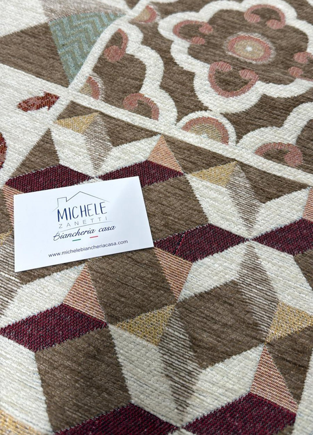 Tappeto in ciniglia con base antiscivolo serie Maioliche per la camera e il soggiorno