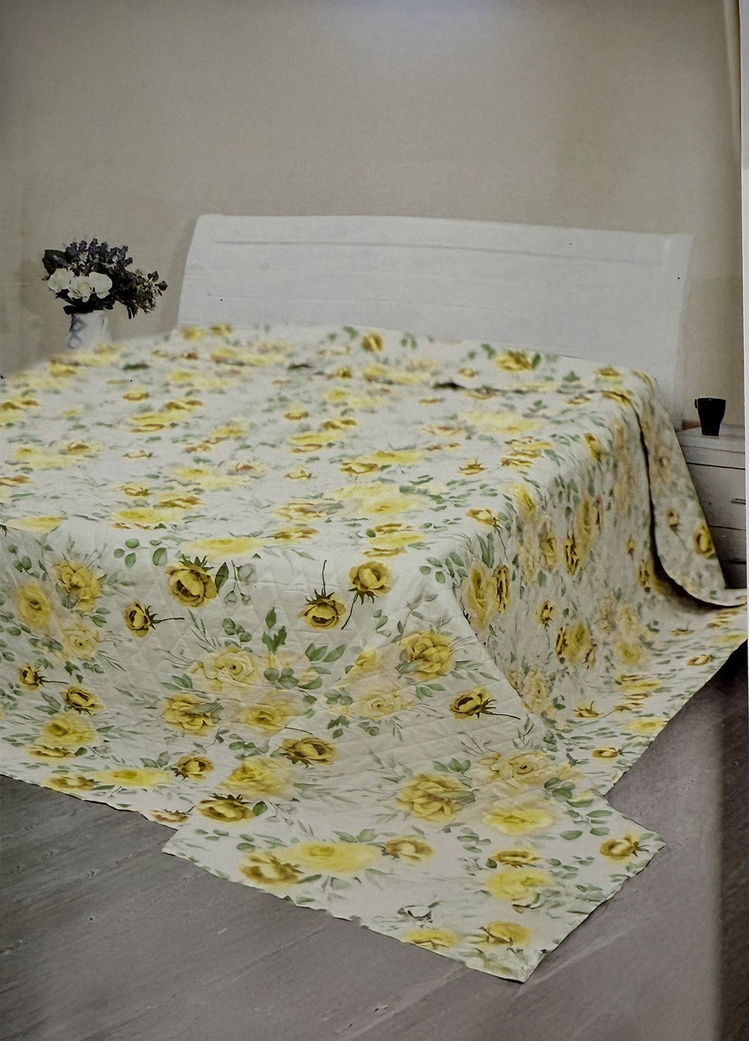 Trapuntino matrimoniale in morbida microfibra, fantasia Rosellina Gialla