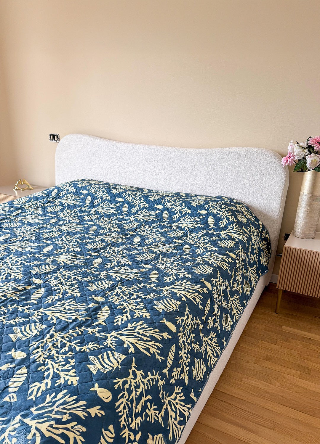 Trapuntino matrimoniale in morbida microfibra, fantasia Corallo