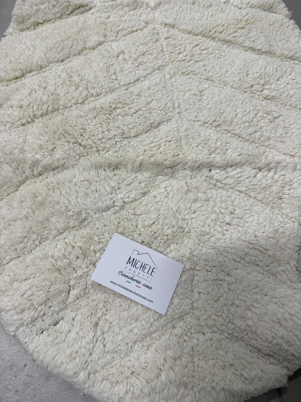 Tappeto Bagno Foglia 50x80 cm, colore bianco – 100% Cotone con Antiscivolo