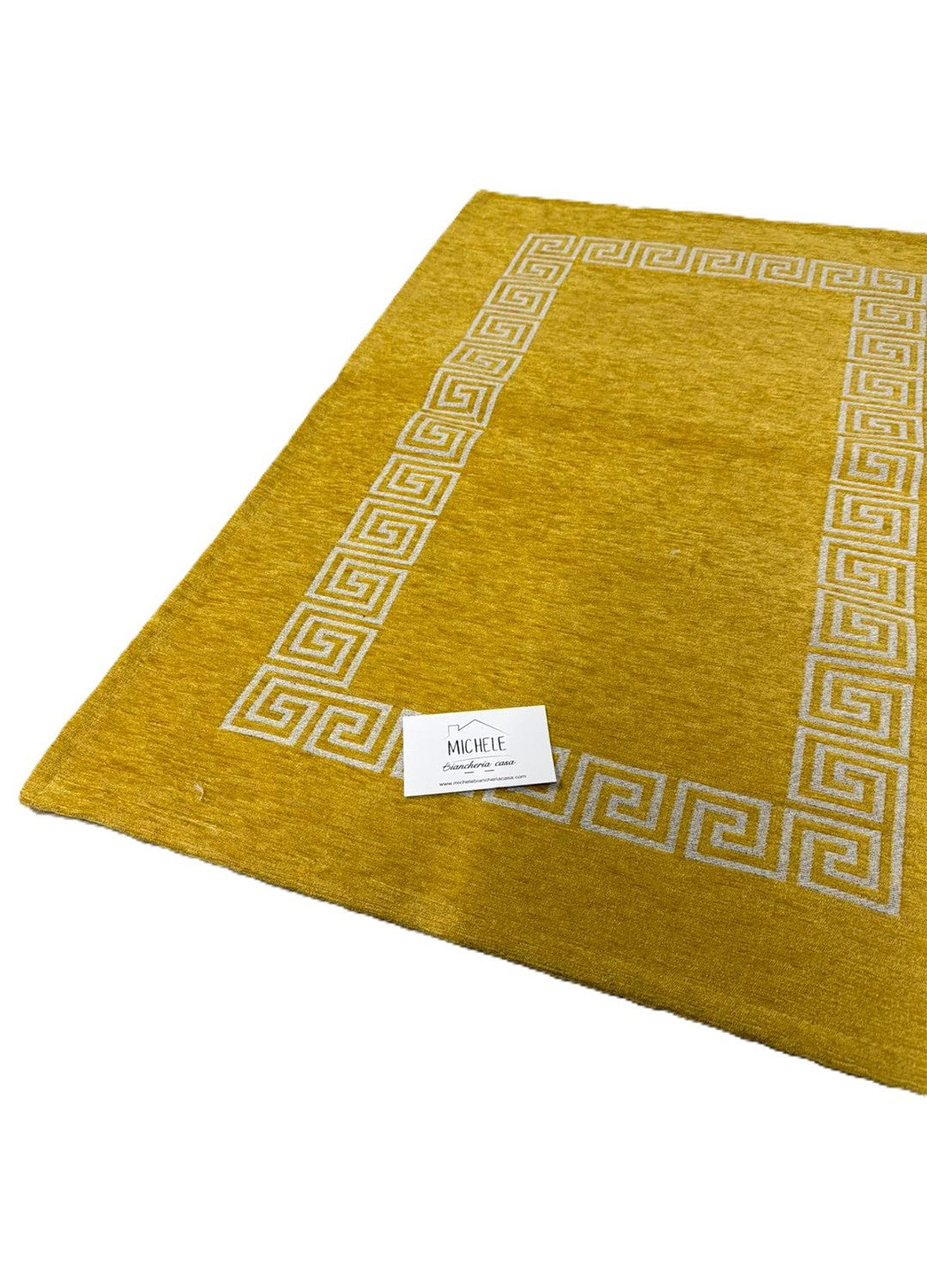Tappeto in ciniglia con base antiscivolo serie Cipro, colore senape, disponibile in varie misure