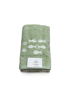 Completo asciugamani viso e ospite in cotone fantasia con pesciolini con sfondo verde