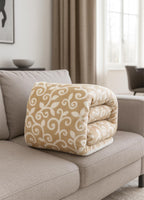 Coperta matrimoniale fantasia Arabesco, modello Super Soft, in morbido agnellato