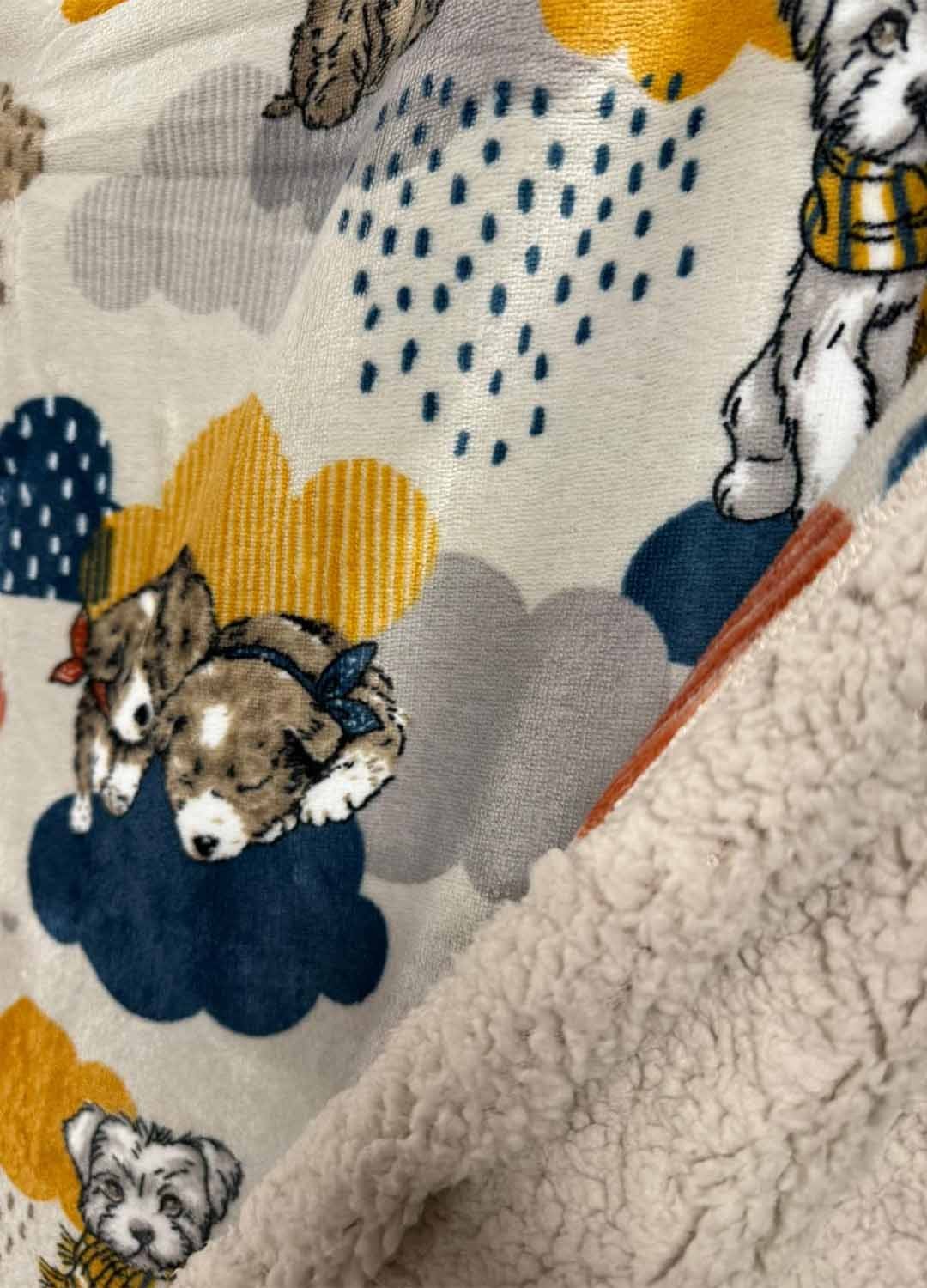 Plaid Agnellato Cagnolini 130x160 cm – Coperta Morbida in Flannel con Interno Effetto Pelliccia