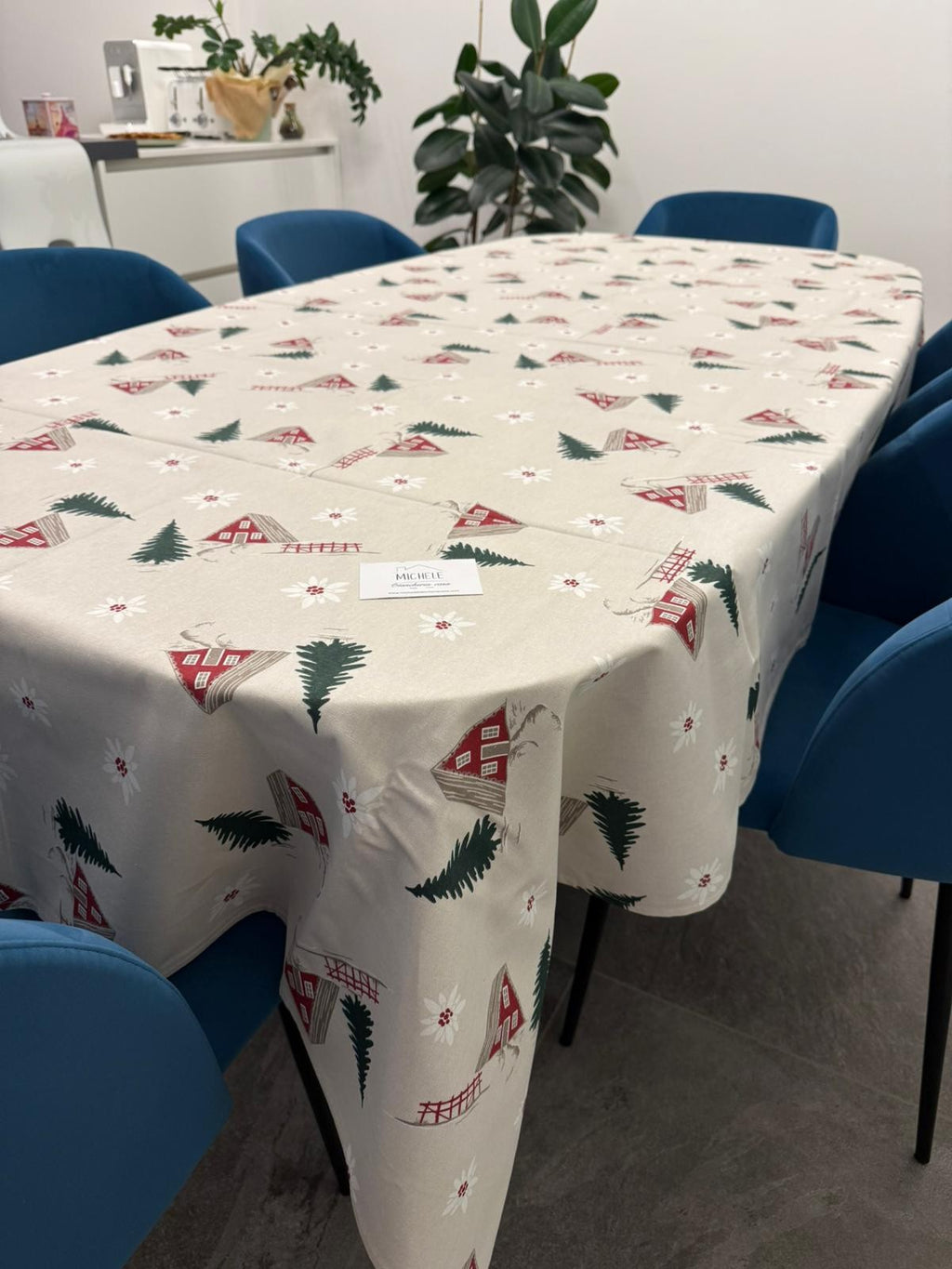 Tovaglia in 100% cotone, fantasia Tirolese - Disponibile per 6 o 8-12 persone