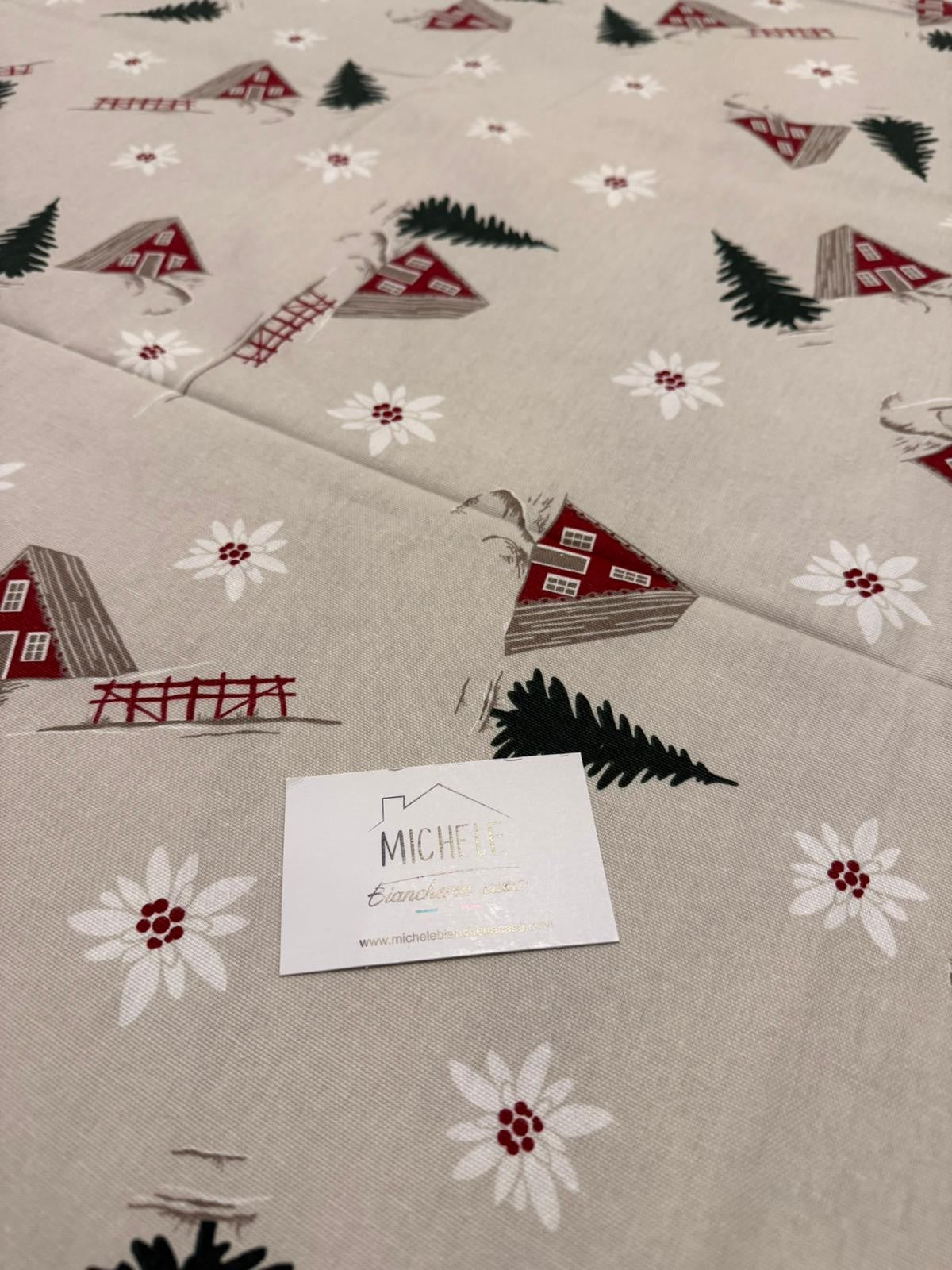 Tovaglia in 100% cotone, fantasia Tirolese - Disponibile per 6 o 8-12 persone