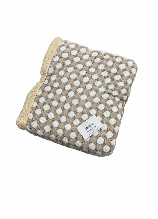 Coperta Invernale Double Face Agnellata – Fantasia Pois Beige – Morbida e Calda