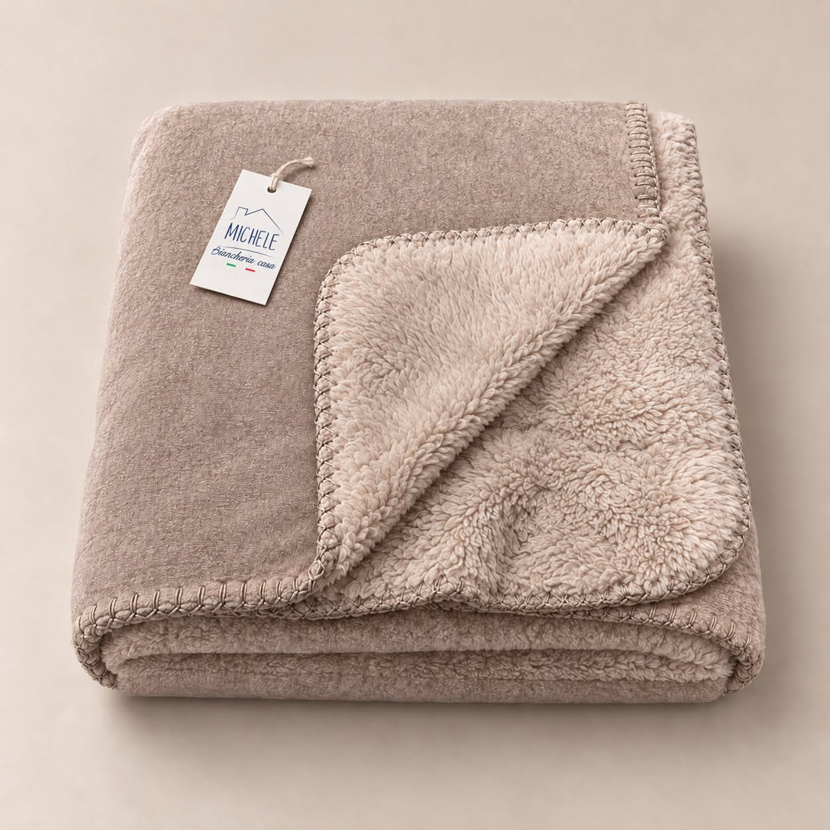 Plaid Chic 130x160 cm in Flanella con Interno Agnellato e Punto Cavallo – Vari Colori