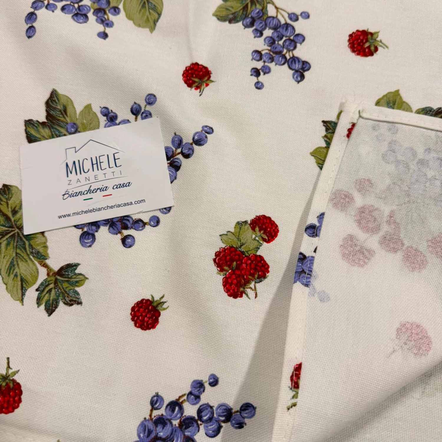 Tovaglia 100% Cotone “Frutti di Bosco Provenzali” – 140x180 cm / 140x240 cm